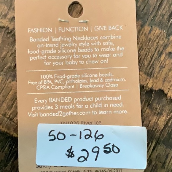 NWT ‘Banded’ Baby Teething Necklace for Mom - Picture 3 of 4